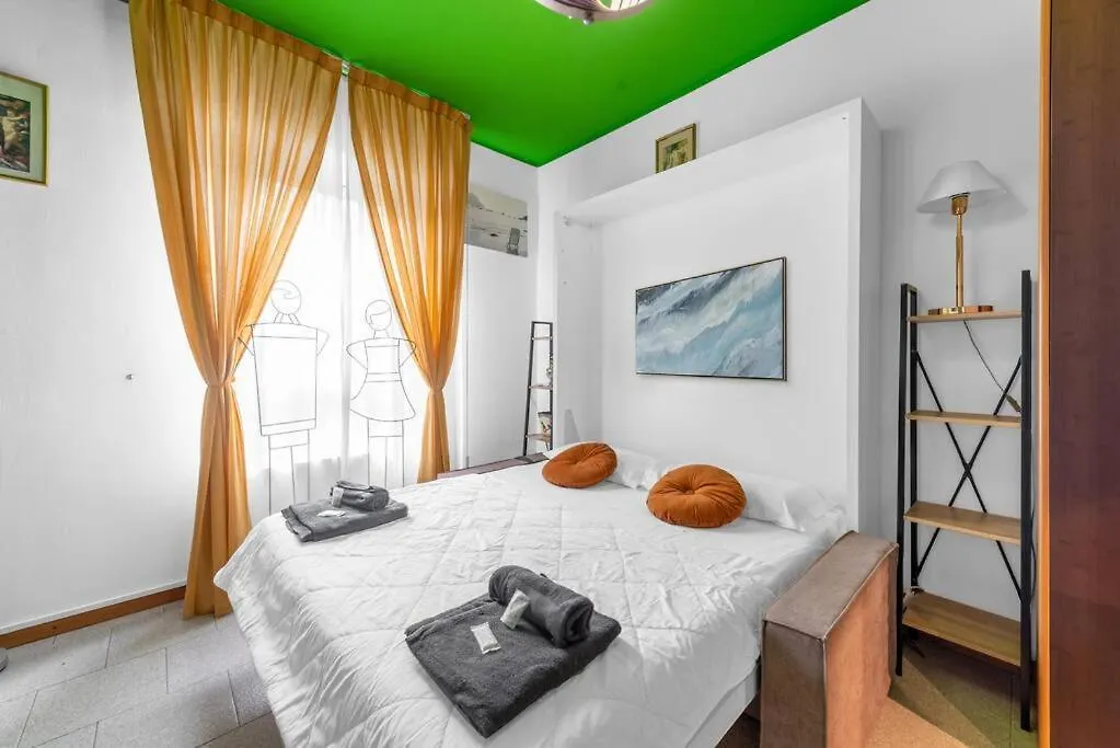 - Duomo - San Siro- Free Parking Apartment Milan 0*,  Italy